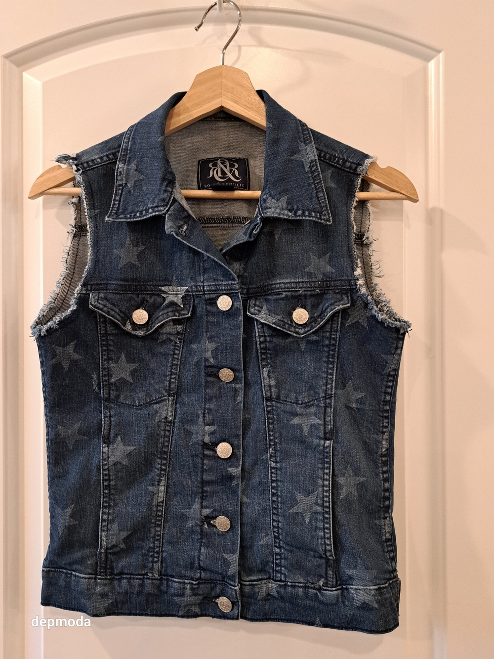 Rock & Republic jean vest Medium Blue Star-Print Denim Pocket Buttons size XS - Picture 11 of 13
